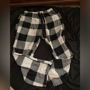 Old navy plaid pants
